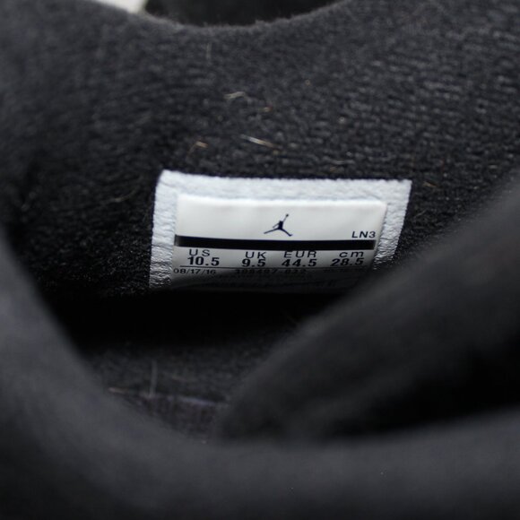 Jordan 4 Retro Royalty SZ 10.5 - Picture 13 of 13